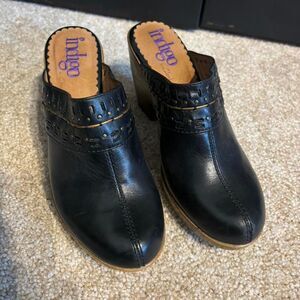 Clarks Women's Black Clogs